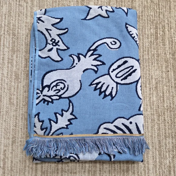 Roller Rabbit x Target Set - Blue Canvas Tote Bag & Floral Vines Beach Towel - Picture 7 of 15